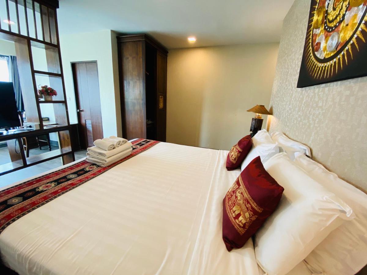 C Hotel Boutique And Comfort Chiang Mai Exterior photo