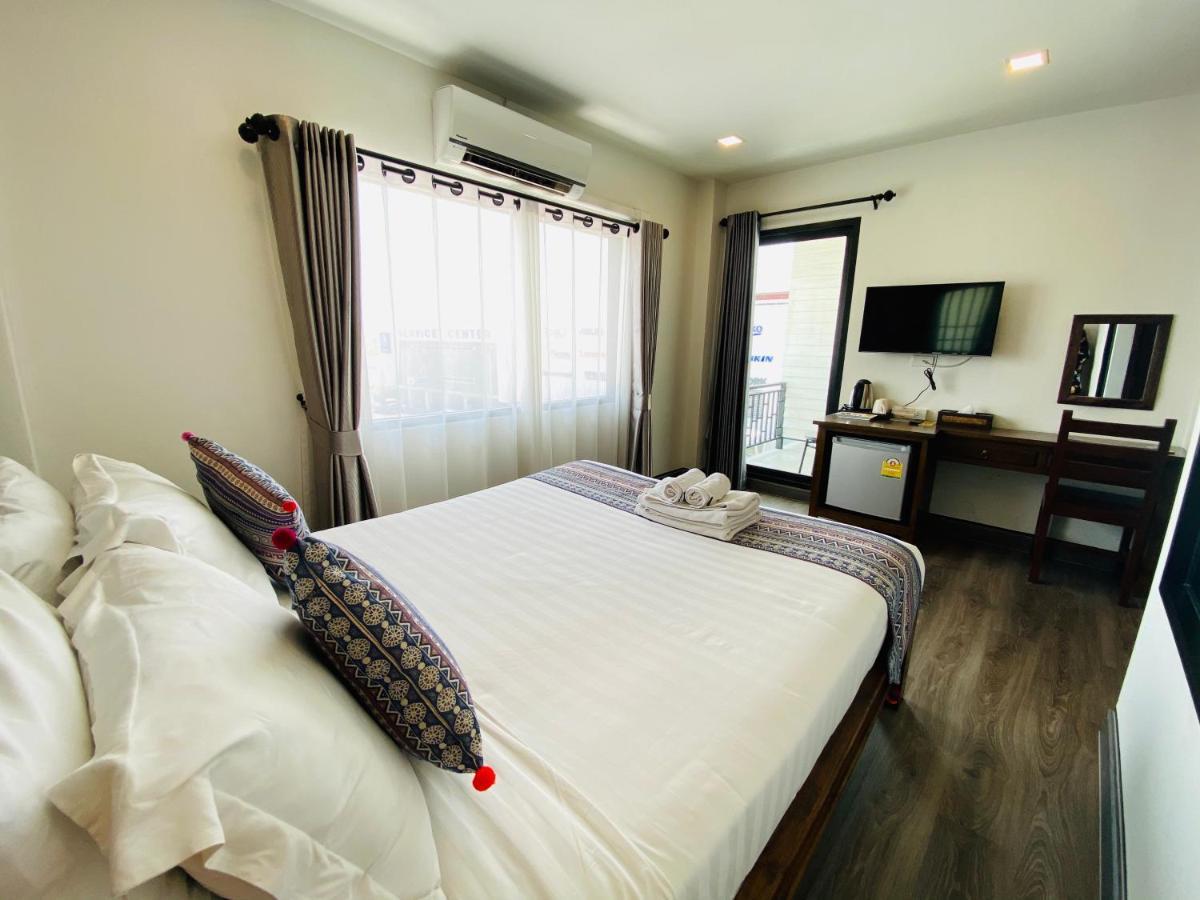 C Hotel Boutique And Comfort Chiang Mai Exterior photo