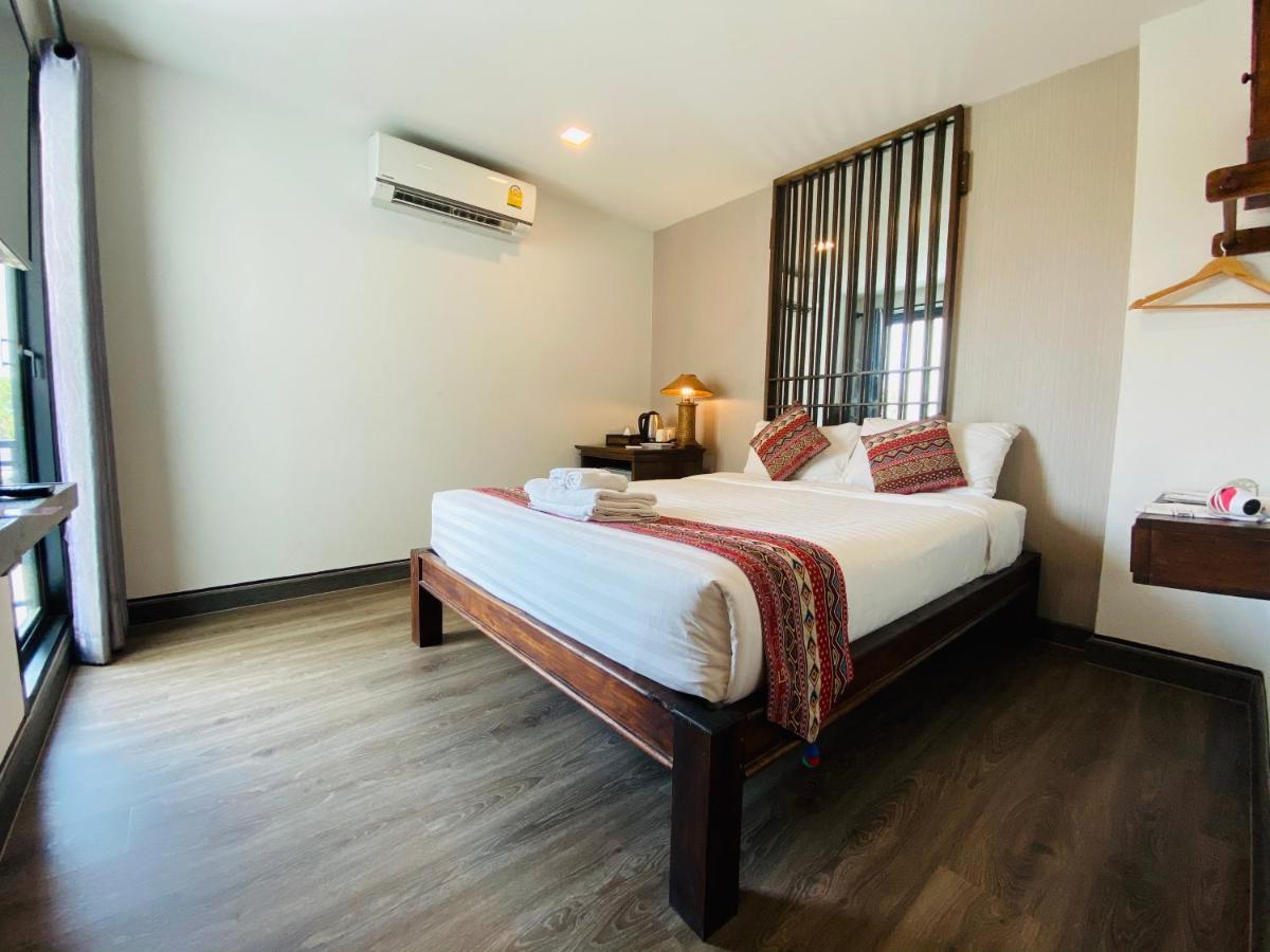 C Hotel Boutique And Comfort Chiang Mai Exterior photo